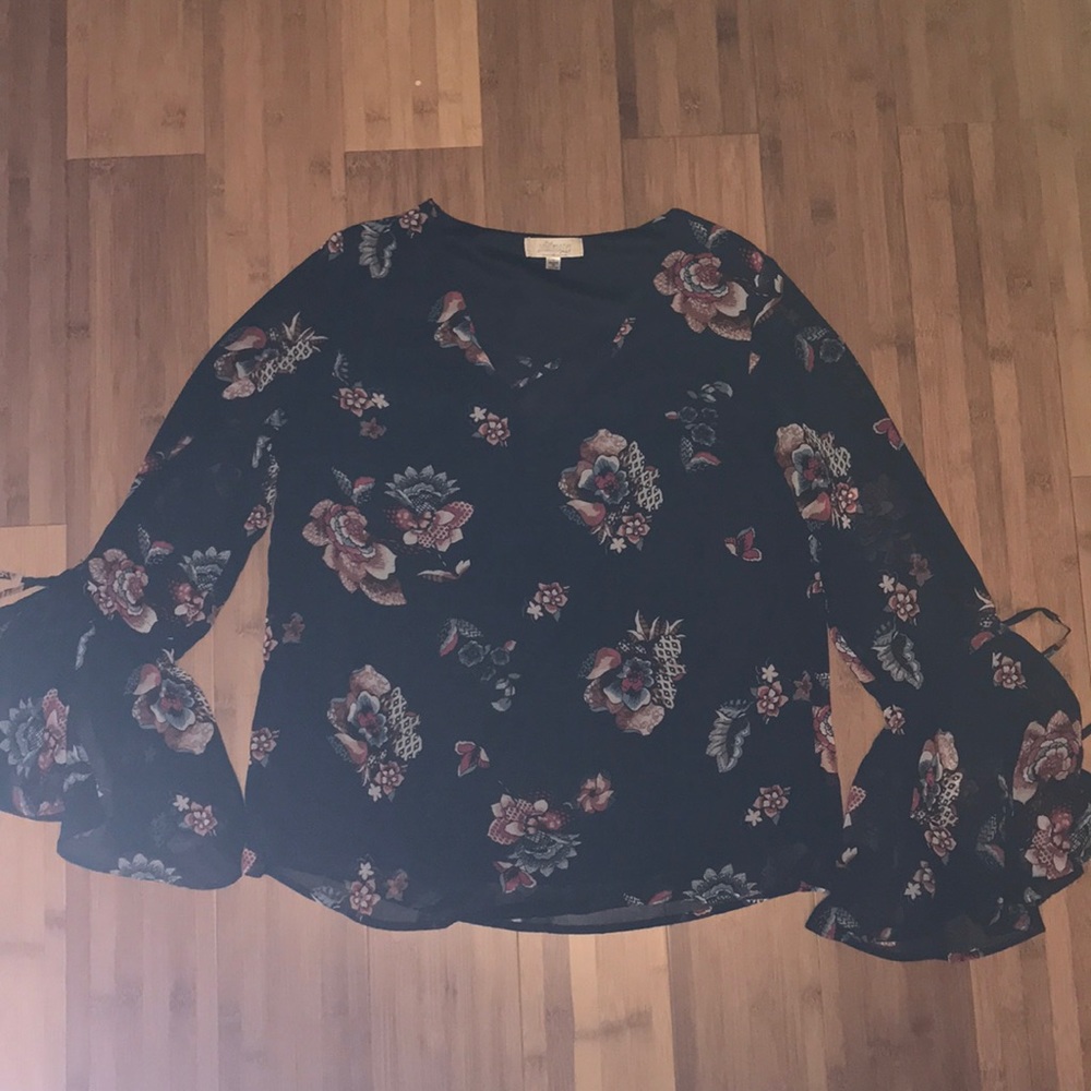 Soulmates floral top